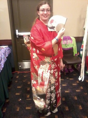 Aurora in red Kimono